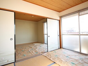 種村マンション３番館の物件内観写真